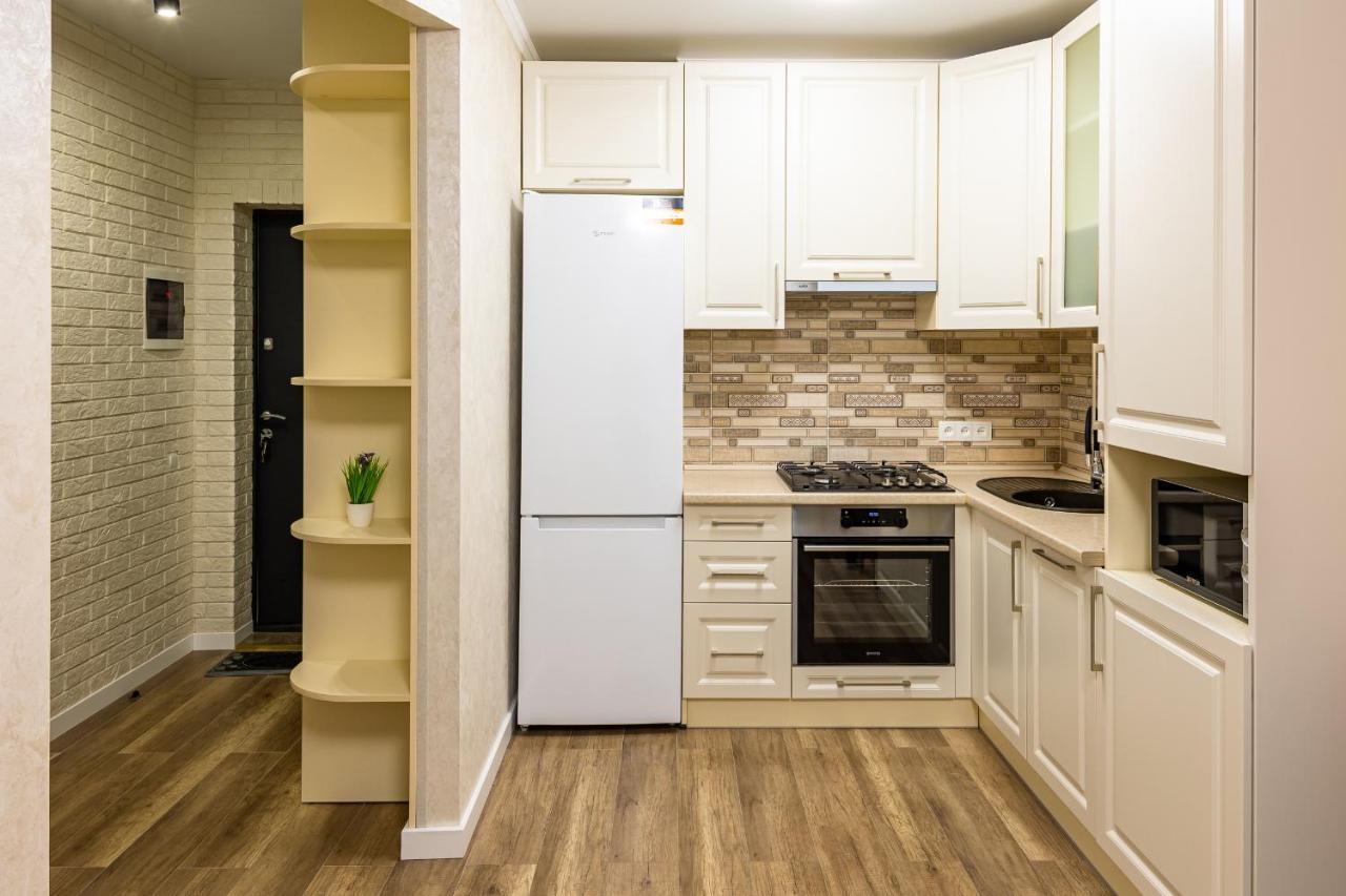 Avalon Time Apartment Lviv Extérieur photo