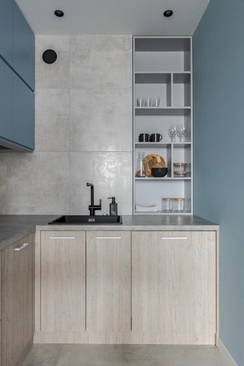 Avalon Time Apartment Lviv Extérieur photo