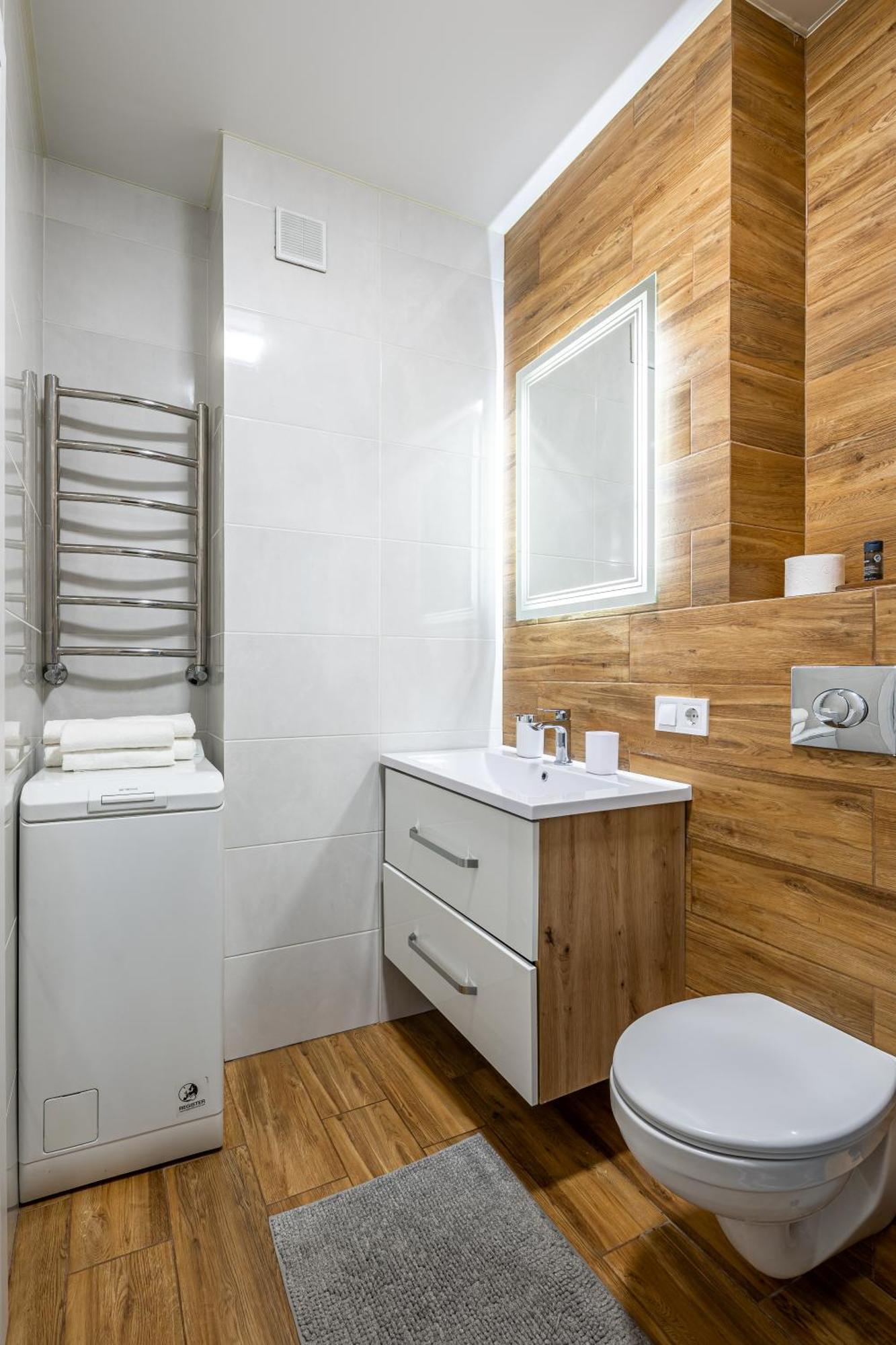 Avalon Time Apartment Lviv Extérieur photo